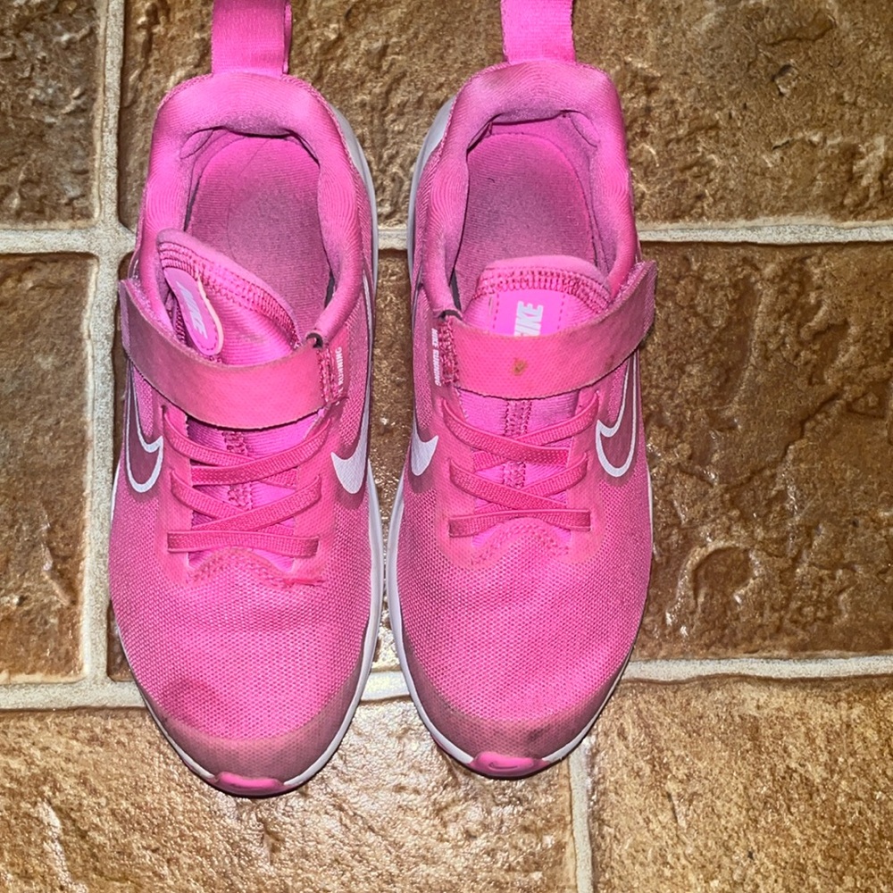 Hot Pink Nike Air Zoom girls size 13